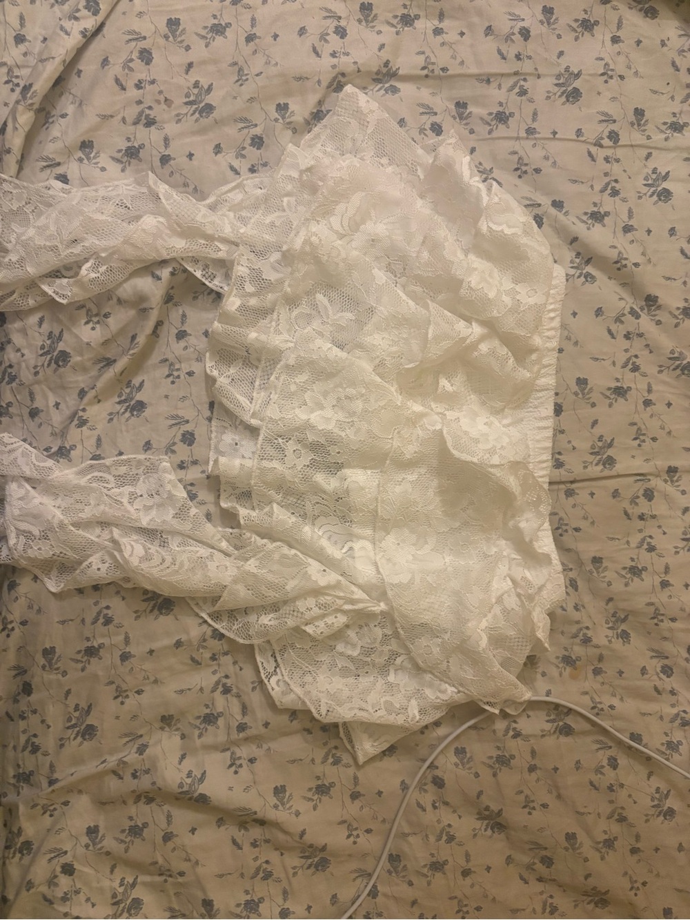 Women's Ivory Lace mini skirt - Delicate Floral Lace